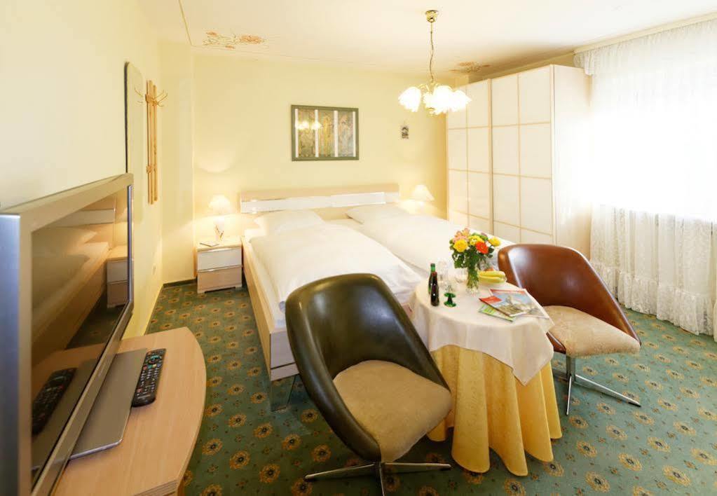 Hotel Garni Regina Гёсвайнштайн Экстерьер фото